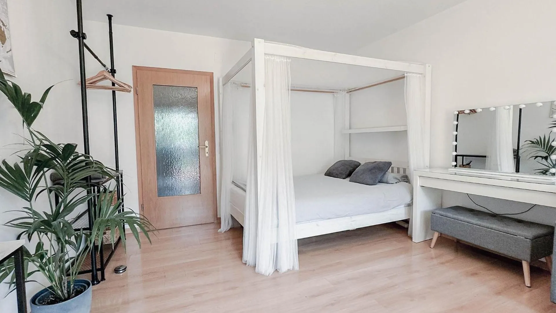 Apartment Zentrale Wohnung Mit Balkon Bamberg